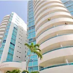 Vive Cartagena frente al mar y el lago