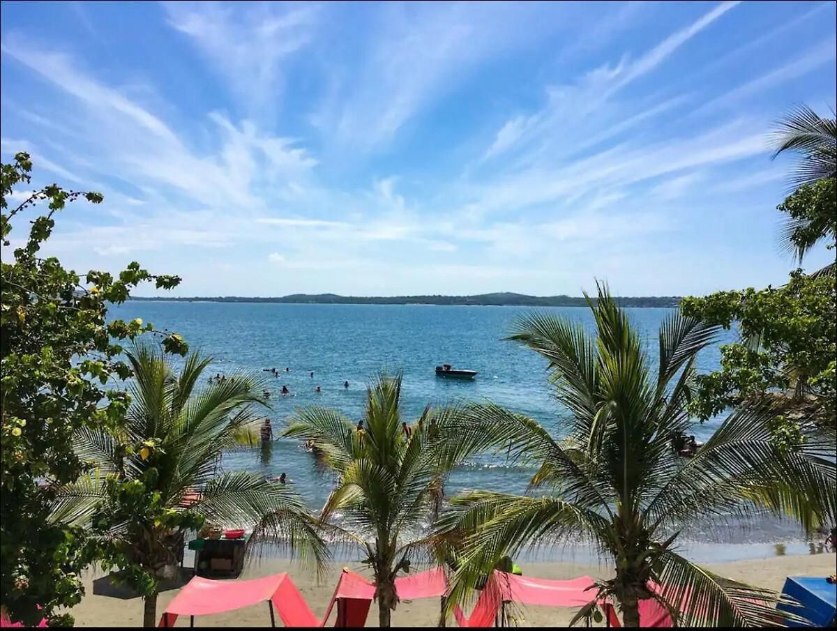 Vive Frente Al Mar Y El Apartamento