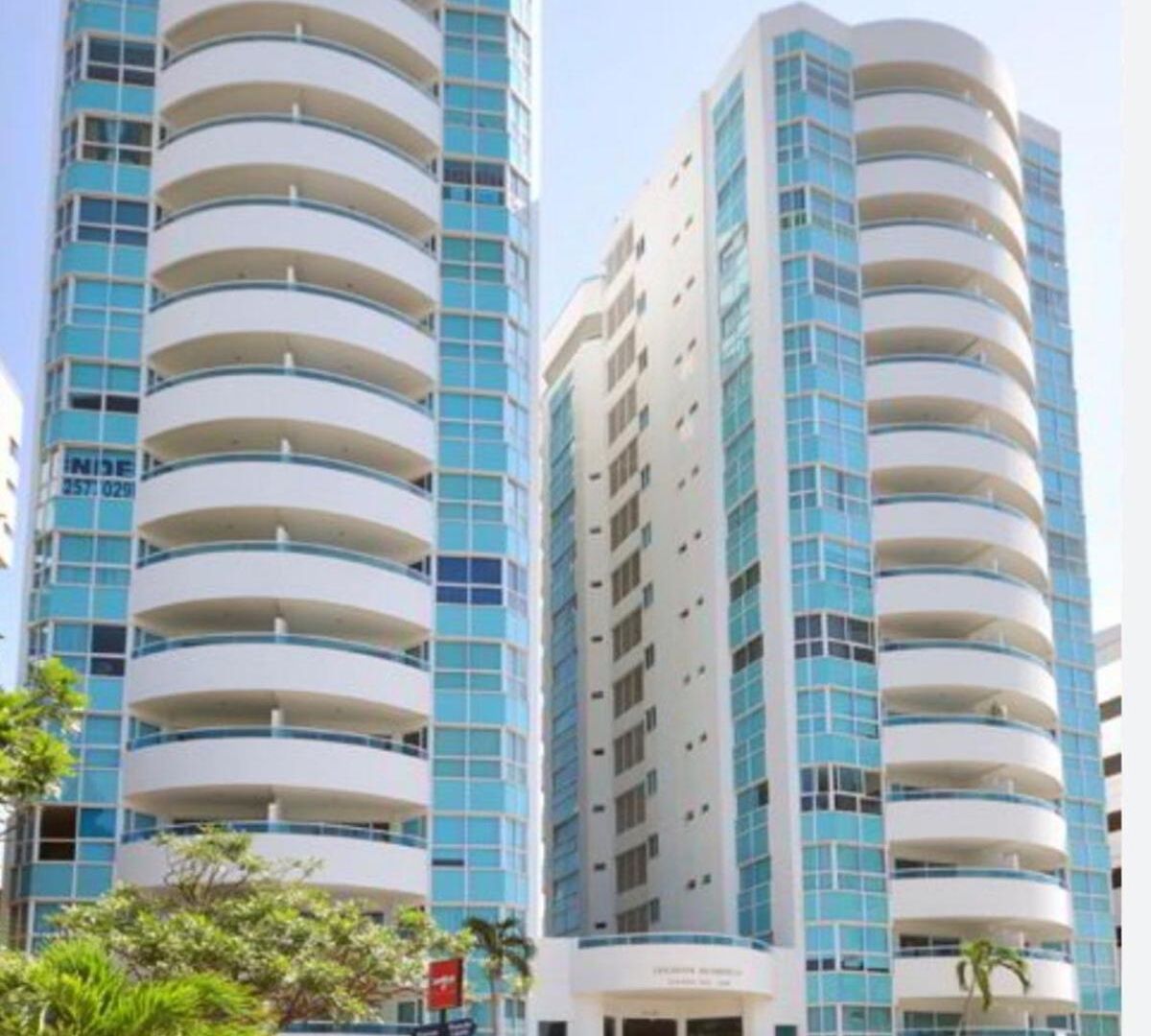 Vive Frente Al Mar Y El Apartamento
