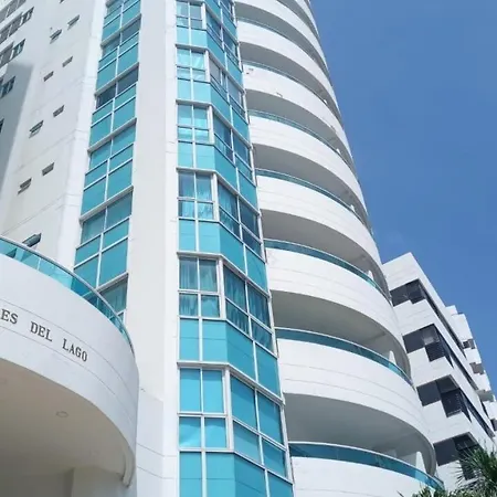 Vive Frente Al Mar Y El Apartamento